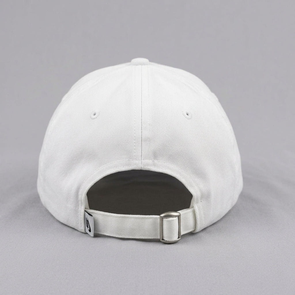 New Era NY Yankees 9FORTY Adjustable Cap – Off-White & Pink Embroidery
